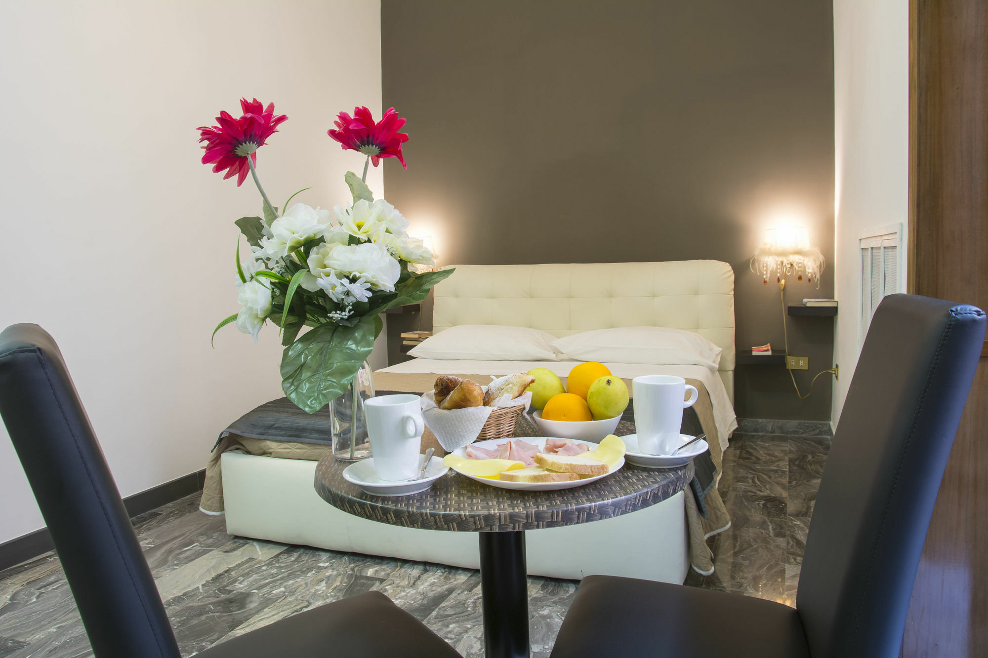 Il Ventre Di Napoli " Costantinopoli" Hotell Exteriör bild